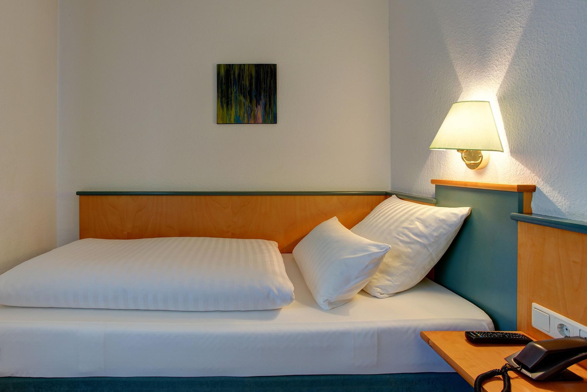 Sure Hotel By Best Western Ambassador Duesseldorf Екстериор снимка