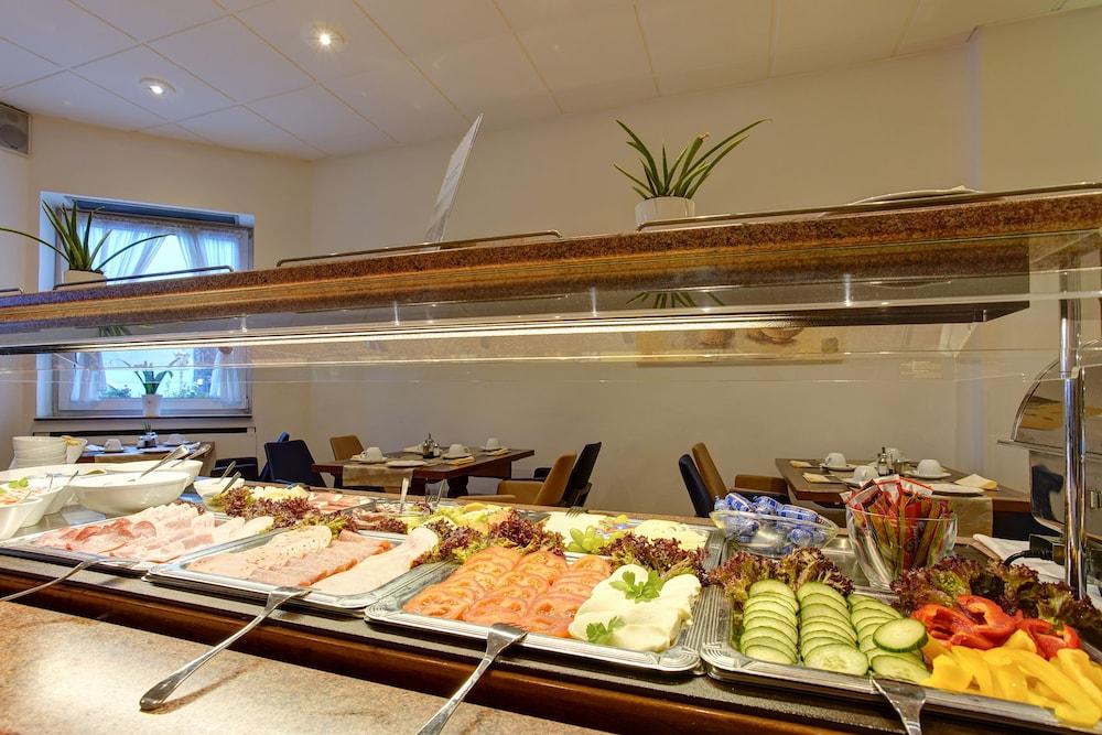 Sure Hotel By Best Western Ambassador Duesseldorf Екстериор снимка
