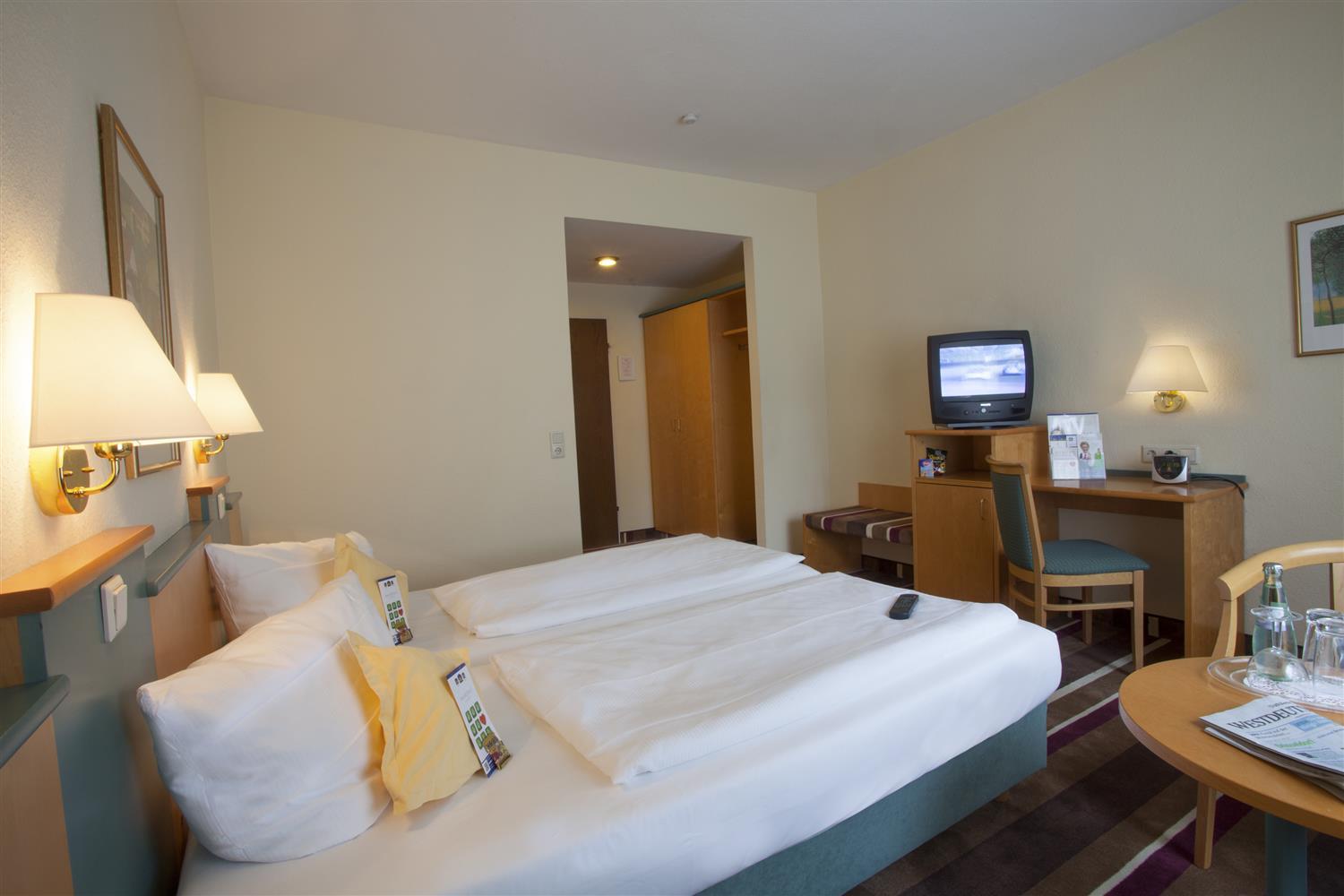 Sure Hotel By Best Western Ambassador Duesseldorf Екстериор снимка