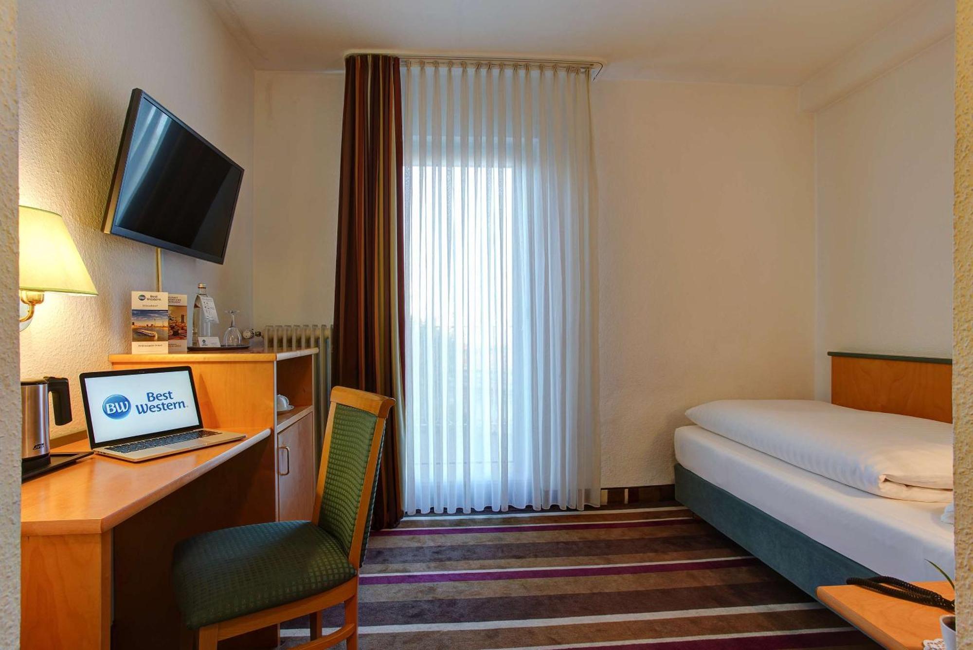 Sure Hotel By Best Western Ambassador Duesseldorf Екстериор снимка