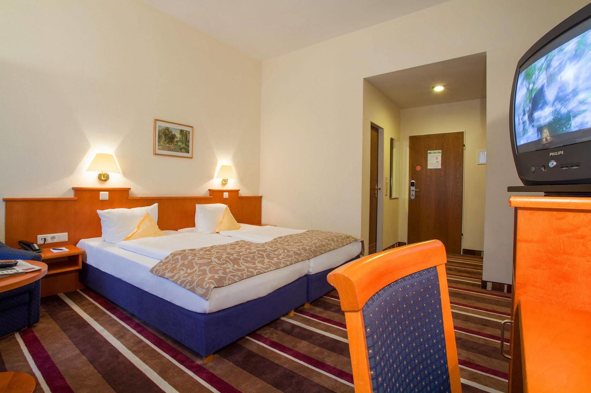 Sure Hotel By Best Western Ambassador Duesseldorf Екстериор снимка